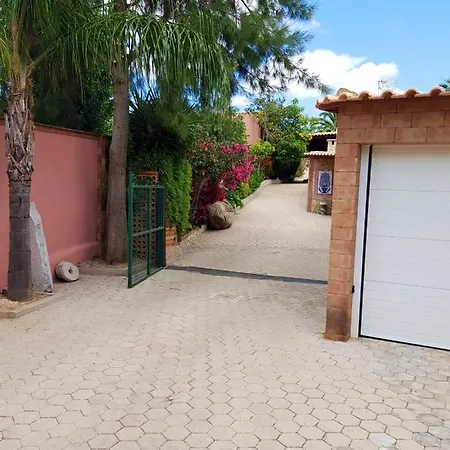 One Bedroom Appartement With Shared Pool Furnished Terrace And Wifi At Odiaxere 5 Km Away From The Beach Διαμέρισμα *
